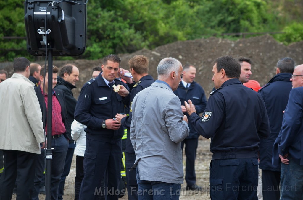 Erster Spatenstich Neues Feuerwehrzentrum Koeln Kalk Gummersbacherstr P141.JPG - Miklos Laubert